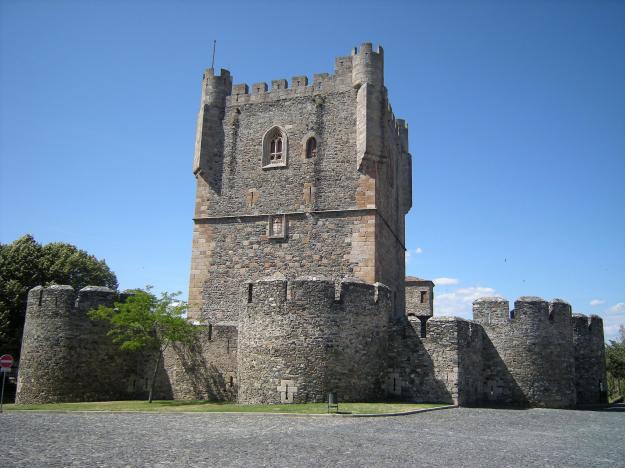 Chateau de Bragance / Bragança